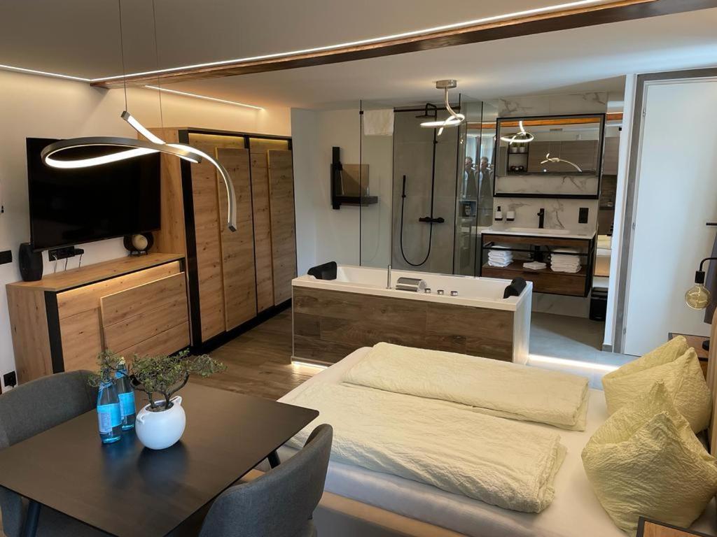 Flow Apartments Trogmann Living - Open Space Merano Exterior foto